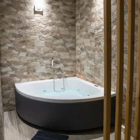 Aelia Apartamento Káto Loutrákion
